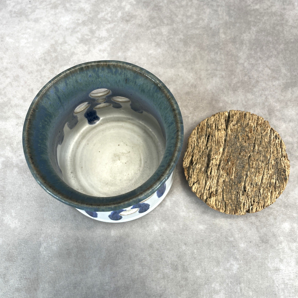 Studio Art Hand Thrown Pottery Garlic Keeper Drip Glaze Jesus Ichthys Fish Stamp - Picture 4 of 5